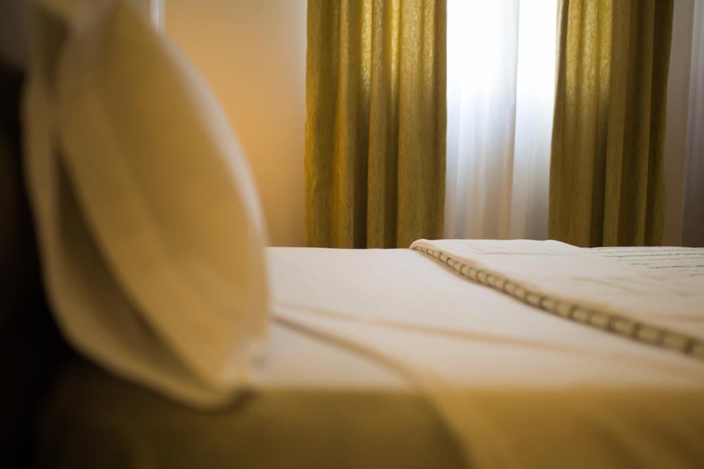Hostal Albero By Eme Hoteles Sanlúcar la Mayor Buitenkant foto